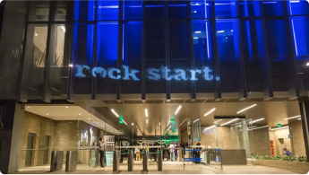 fachada edificio Rockstart